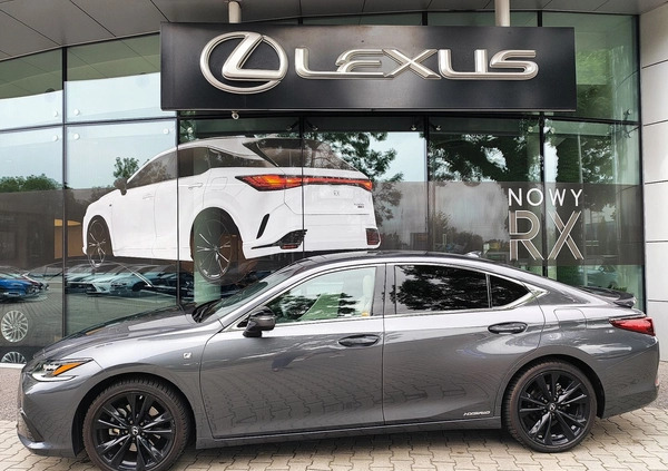 Lexus ES cena 199900 przebieg: 51114, rok produkcji 2021 z Izbica Kujawska małe 562